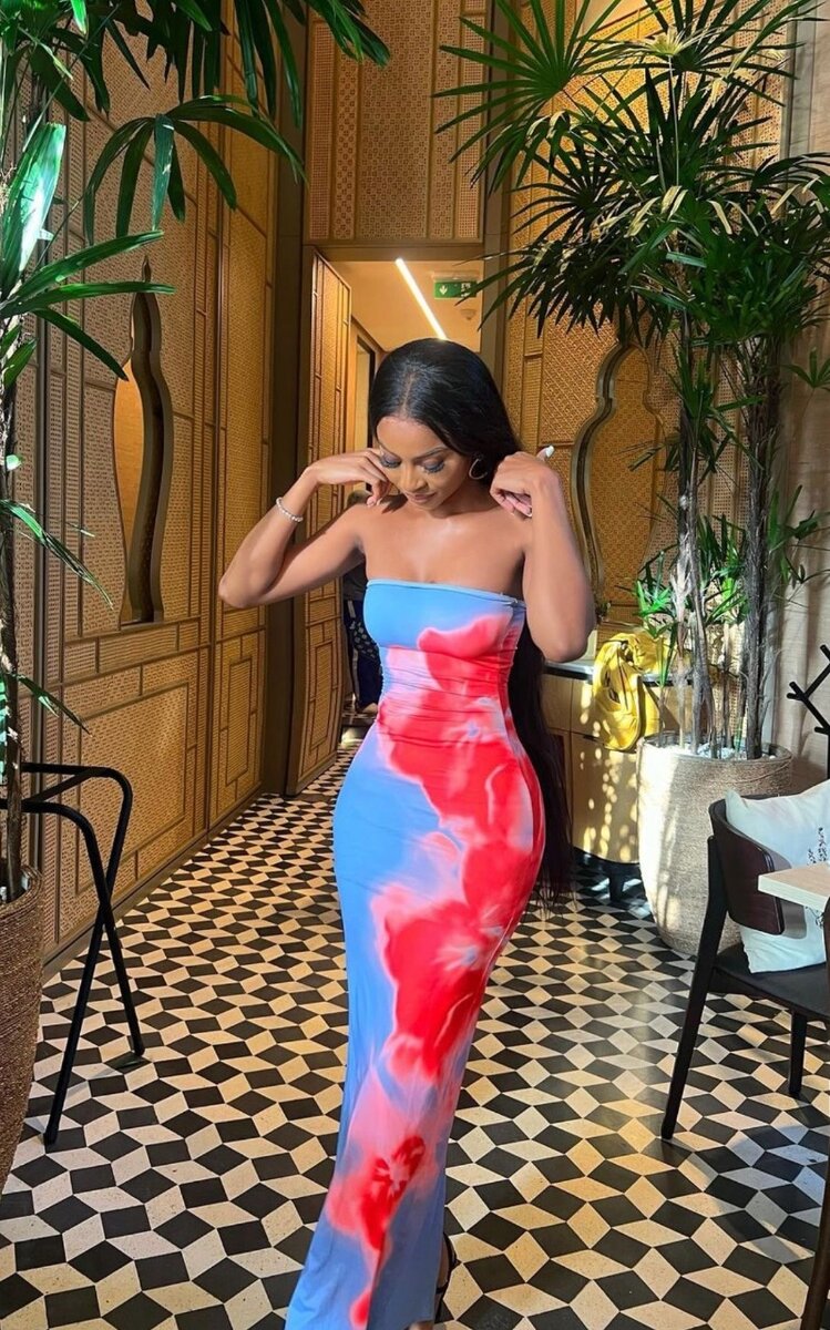 Robe élégante longue pour femmes