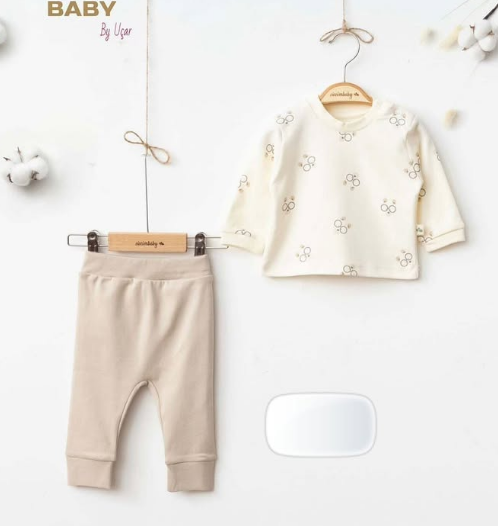 A set of clothes for boys 