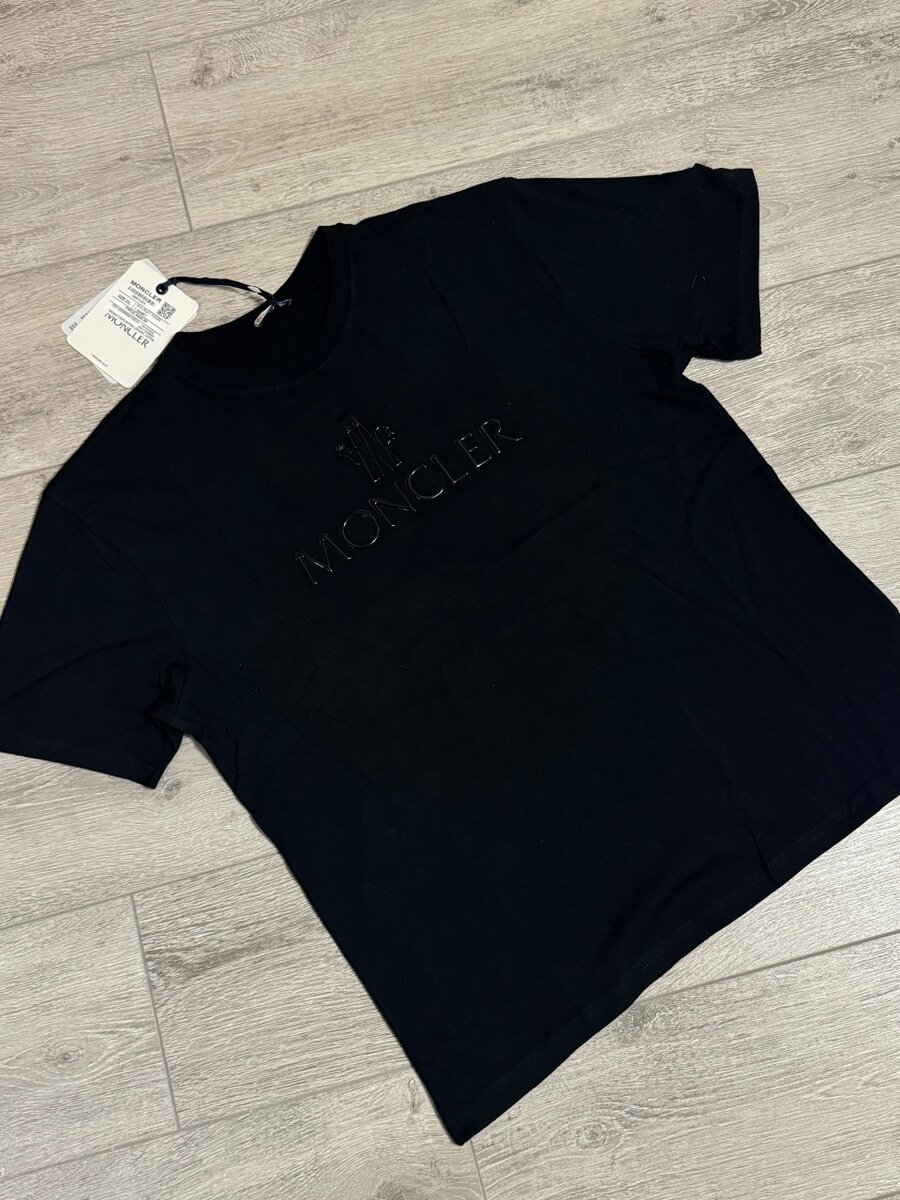 Футболка Moncler