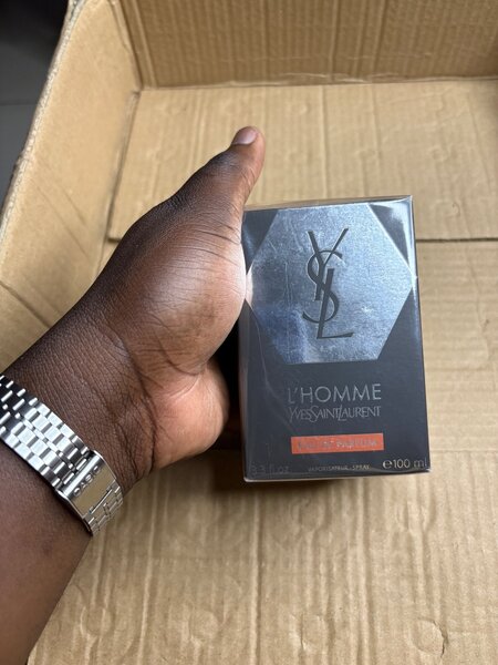LHomme De YvesSaintLaurent