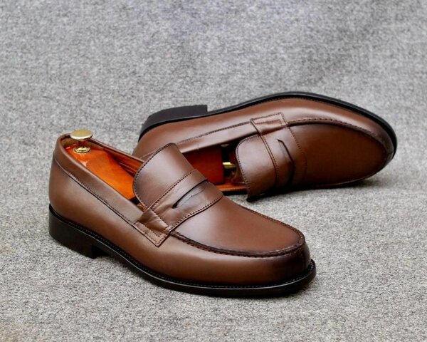 Mocassins en cuir marron