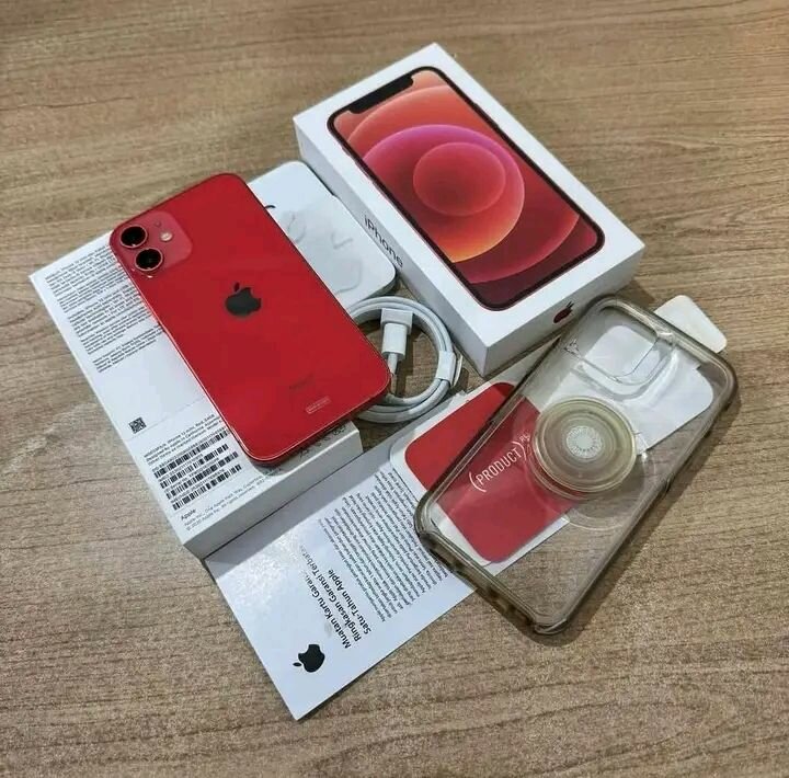 iPhone 12 Rouge Brillant