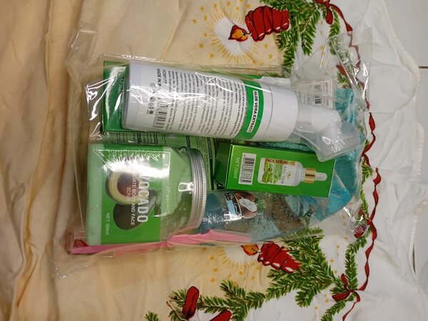 Gommage visage Tree City fraise