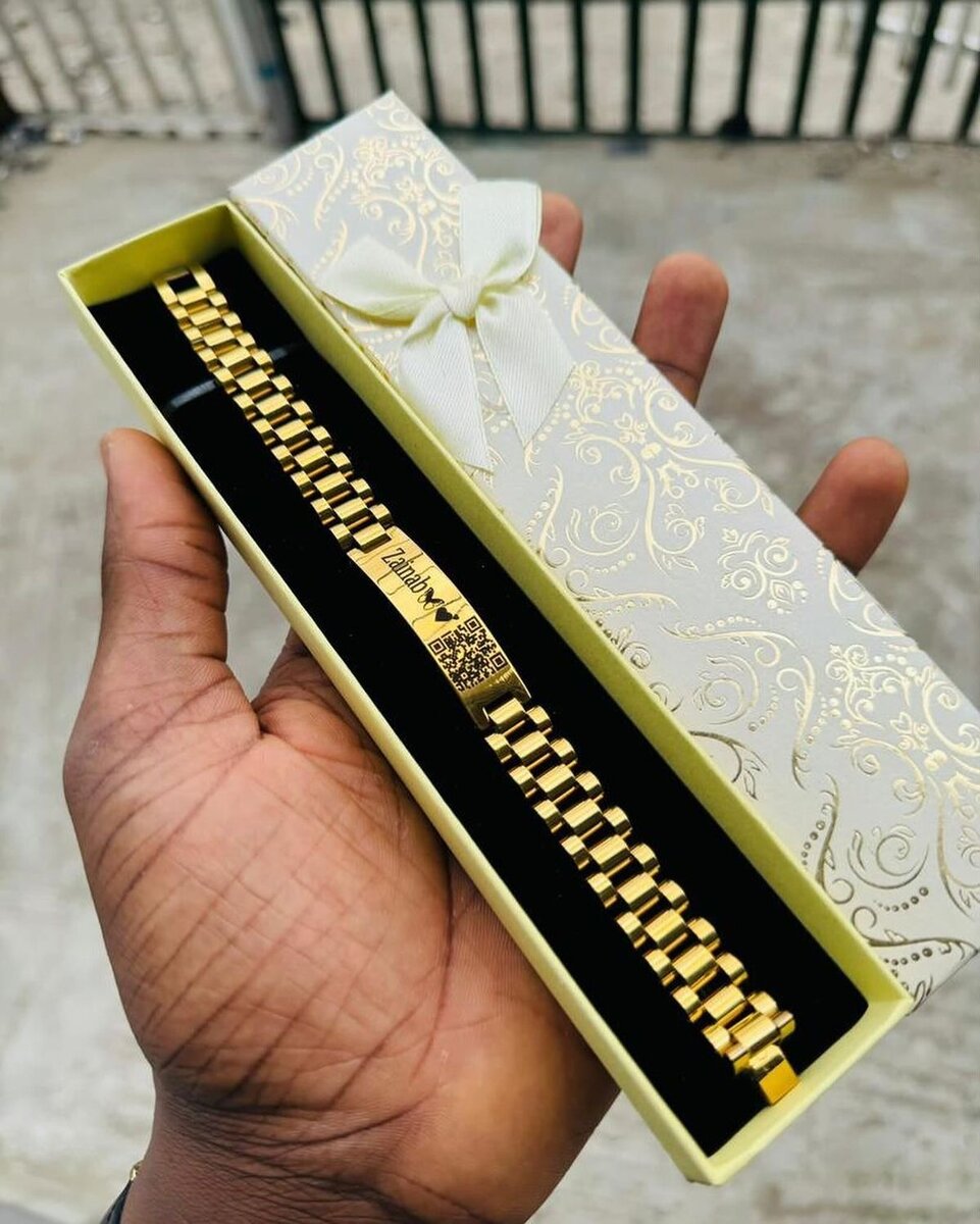 Bracelets personnalisés en acier