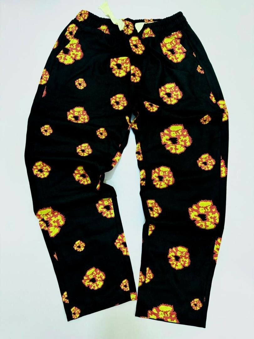 Side pocket trousers