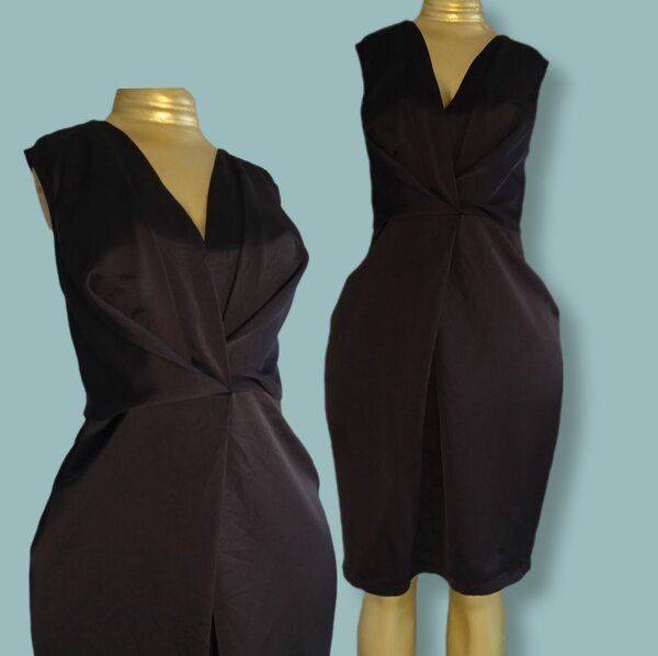 Robe noire satinée taille L