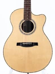 Guitare electro acoustique