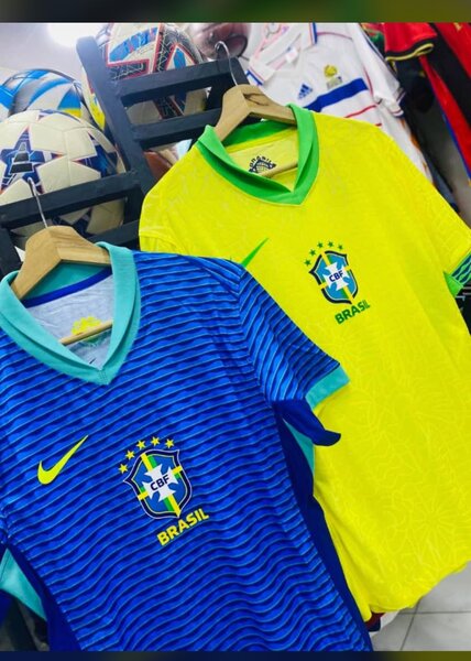 Maillot de Brésil version pro authentique