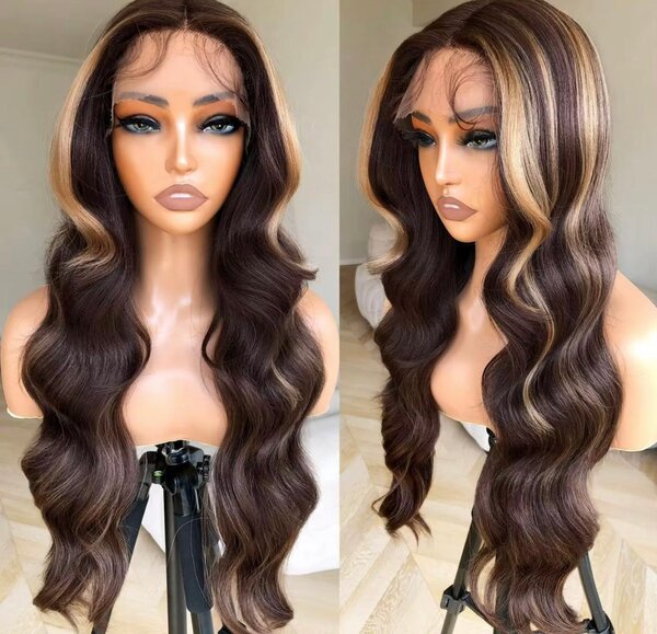 Perruque Ondulée en Dentelle