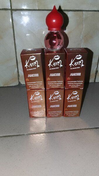 Essence de parfum kissme