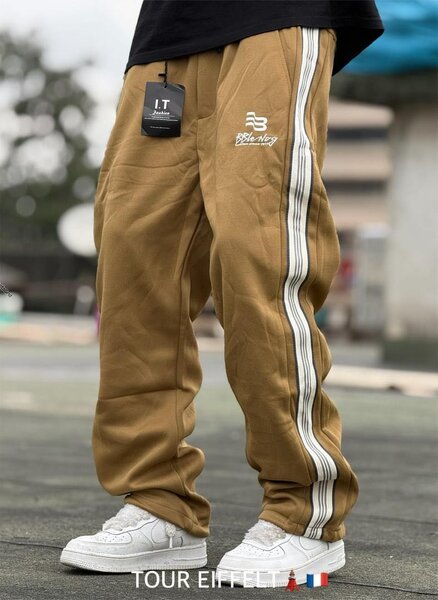 Pantalon de survêtement moderne