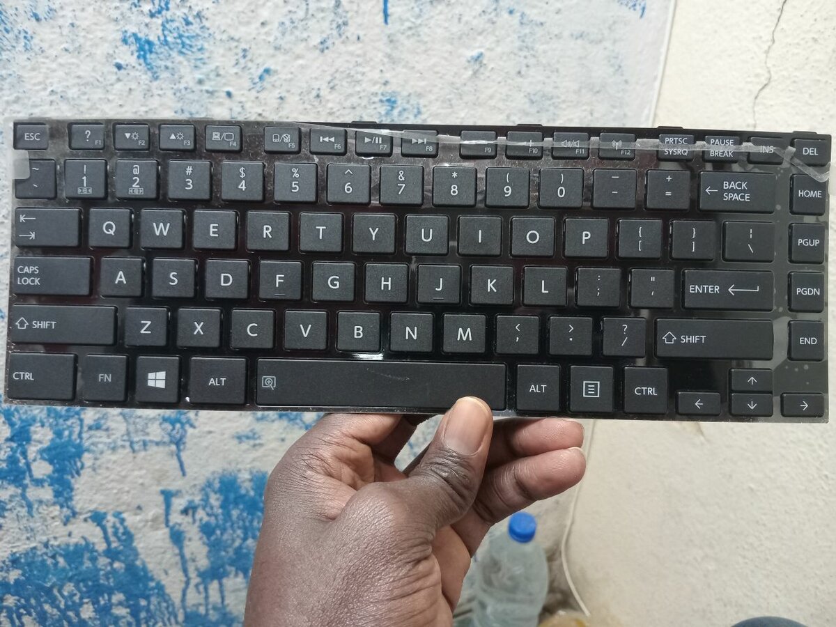 Clavier Toshiba L840