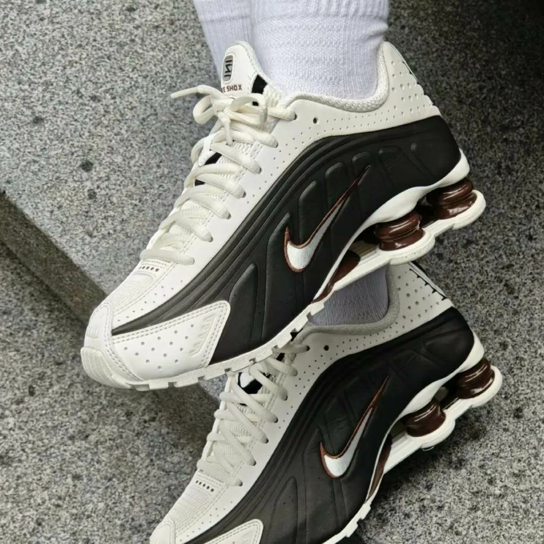 Baskets Nike Shox élégantes