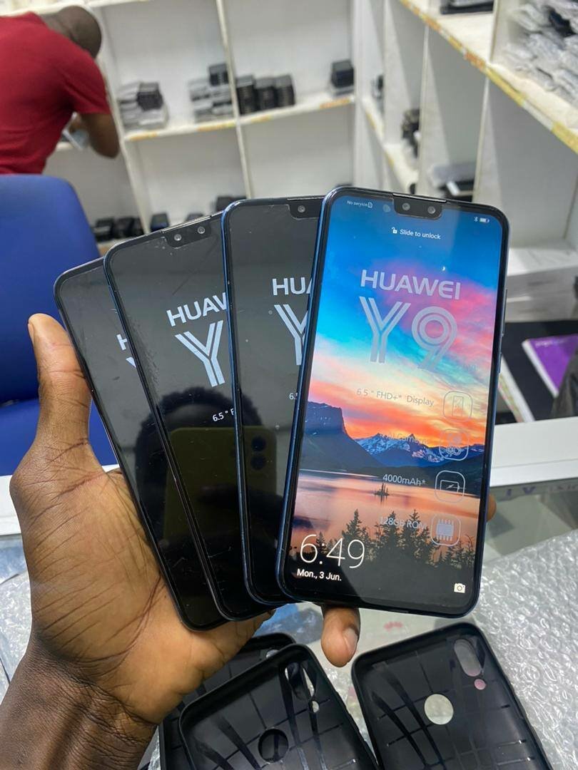 PROMO HUAWEI Y9 2019 (128GB-6RAM)