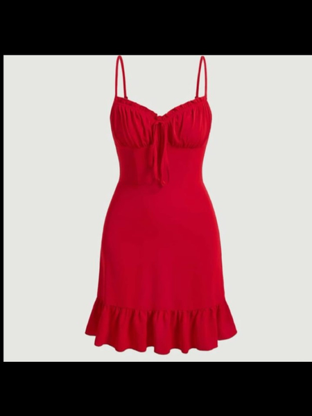 Robe rouge élégante femme