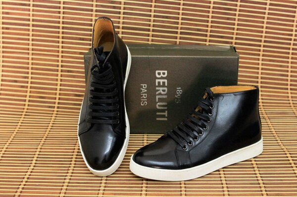 CHAUSSURE MOCASSIN  BERLUTI DE QUALITÉ ET ORIGINALE