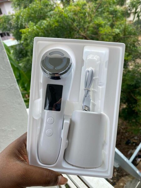 Anti-Aging Beauty Device