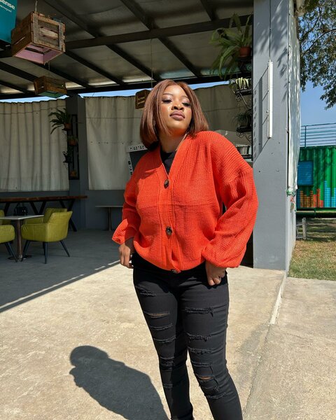 Women's ripped jeans