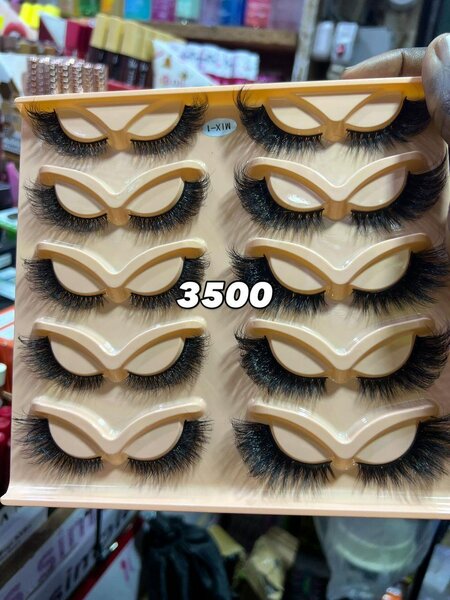 Voluminous False Eyelashes Set