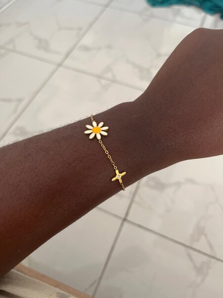 Bracelet fleur doré élégant