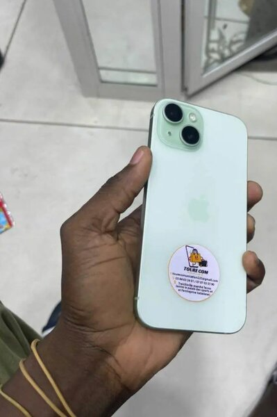 Apple iPhone 14 simple