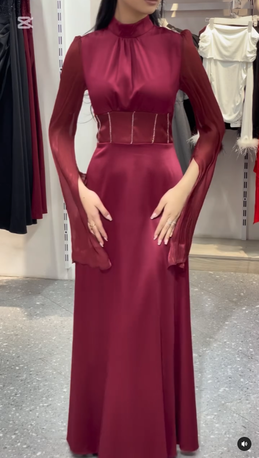 платье в длине макси