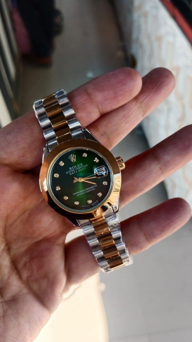 digital analog & smart watch