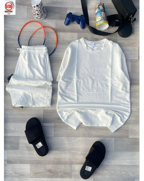 Tenue de sport blanche classique