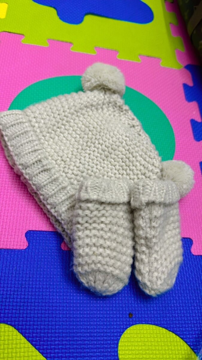 Knitted Hat and Mittens