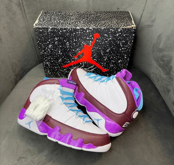 Nike Air Jordan 9