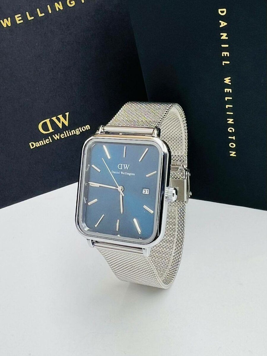 MONTRE LUXE HOMME  DANIEL WELLINGTON