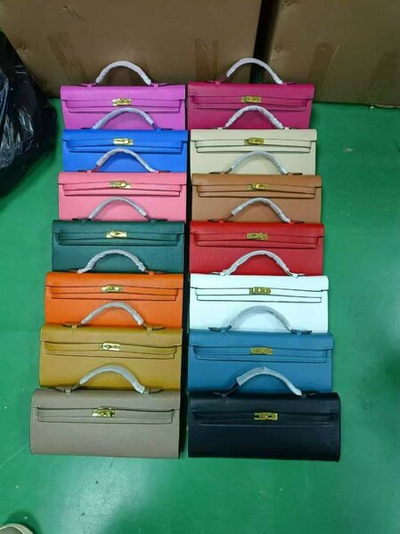 Sac à main coloré élégant