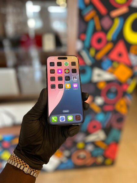 iPhone 15 pro 128GB