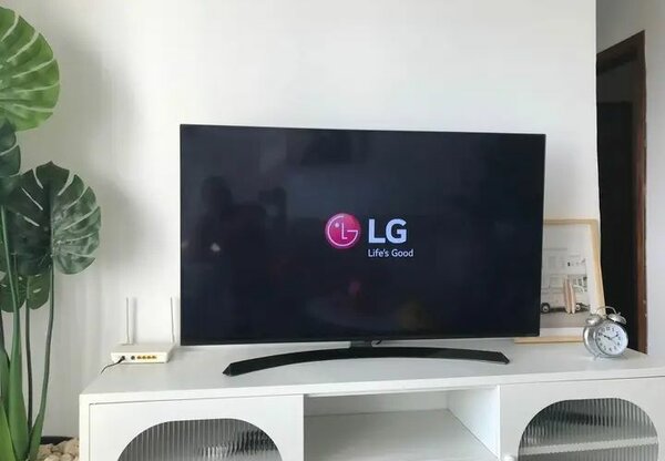 Téléviseur LG intelligent