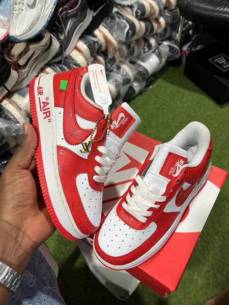 Baskets Style Off-White Rouge