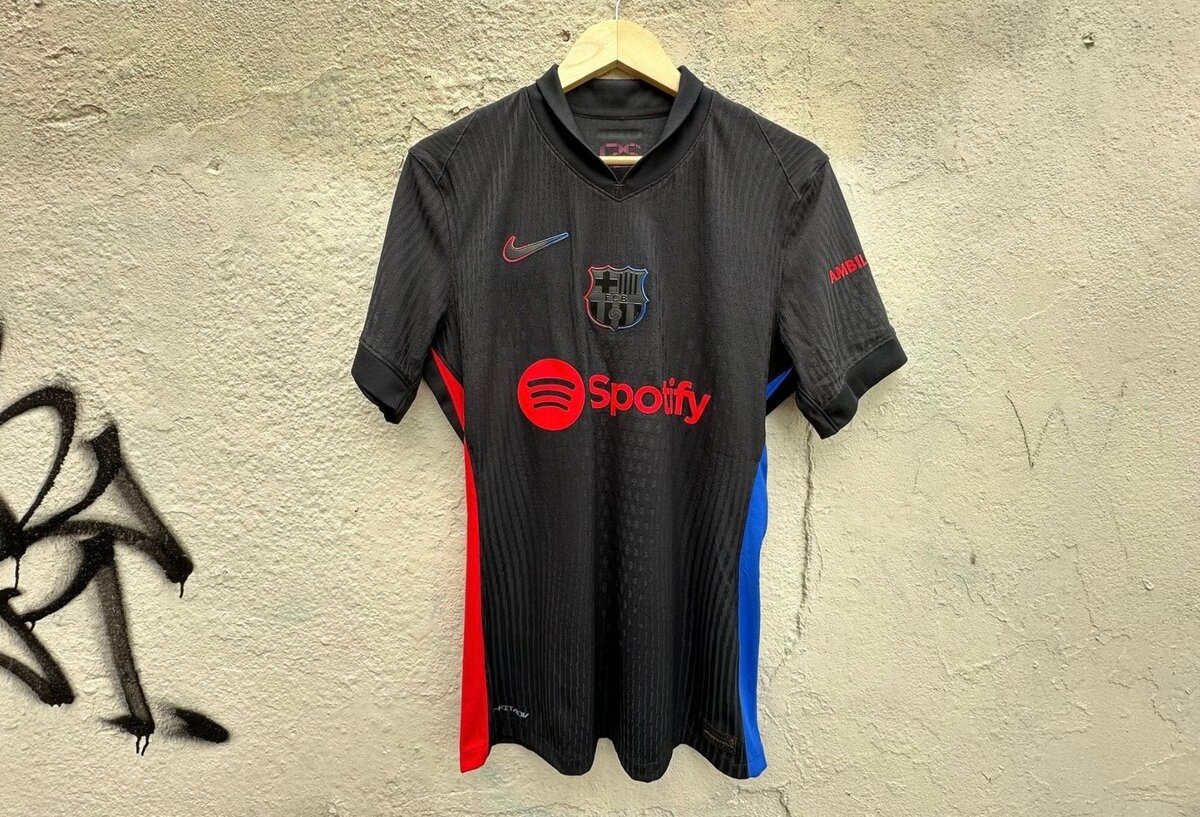 MAILLOT EXTÉRIEUR FC BARCELONE (2024-2025)