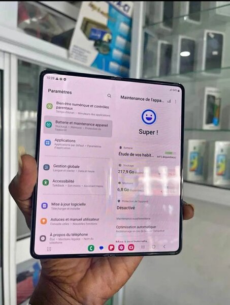 Samsung Galaxy Z Fold 3