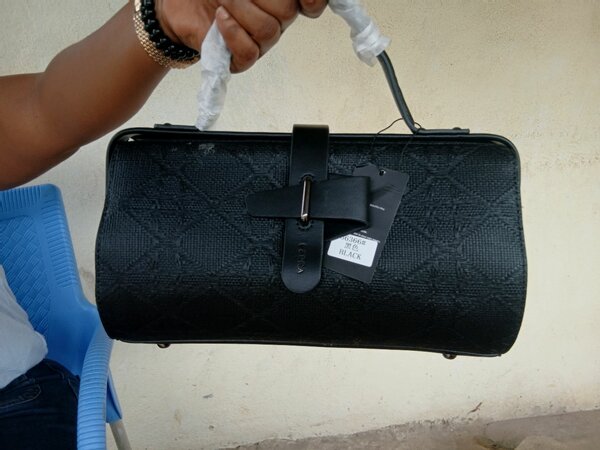 Sac à main en cuir chic