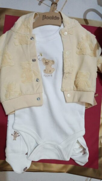 Ensemble bébé mignon brodé