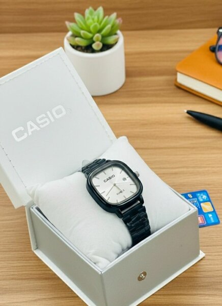 Montre Casio classique homme