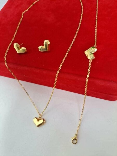 Chaine, boucle, bracelet