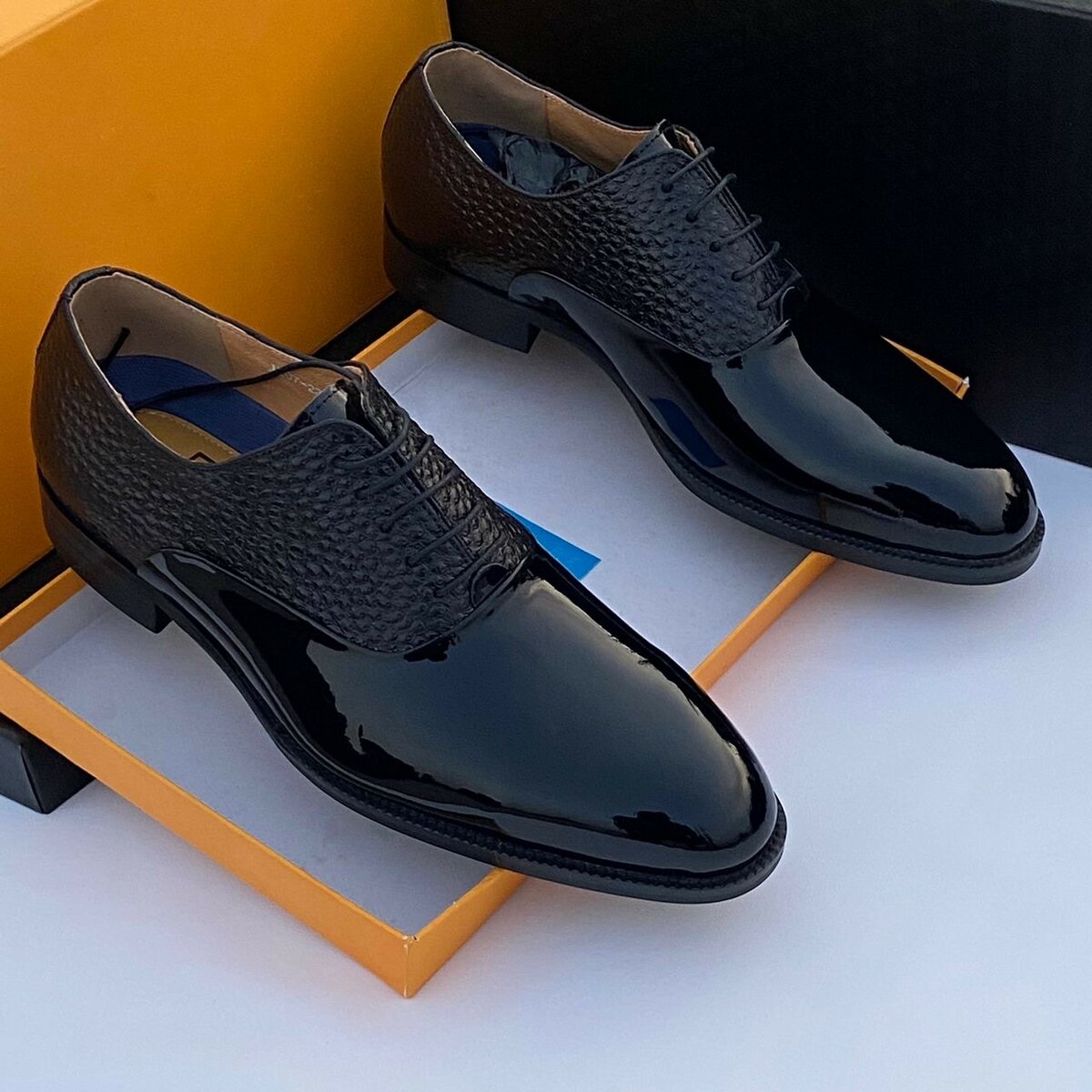 EXECUTIVE SHOES