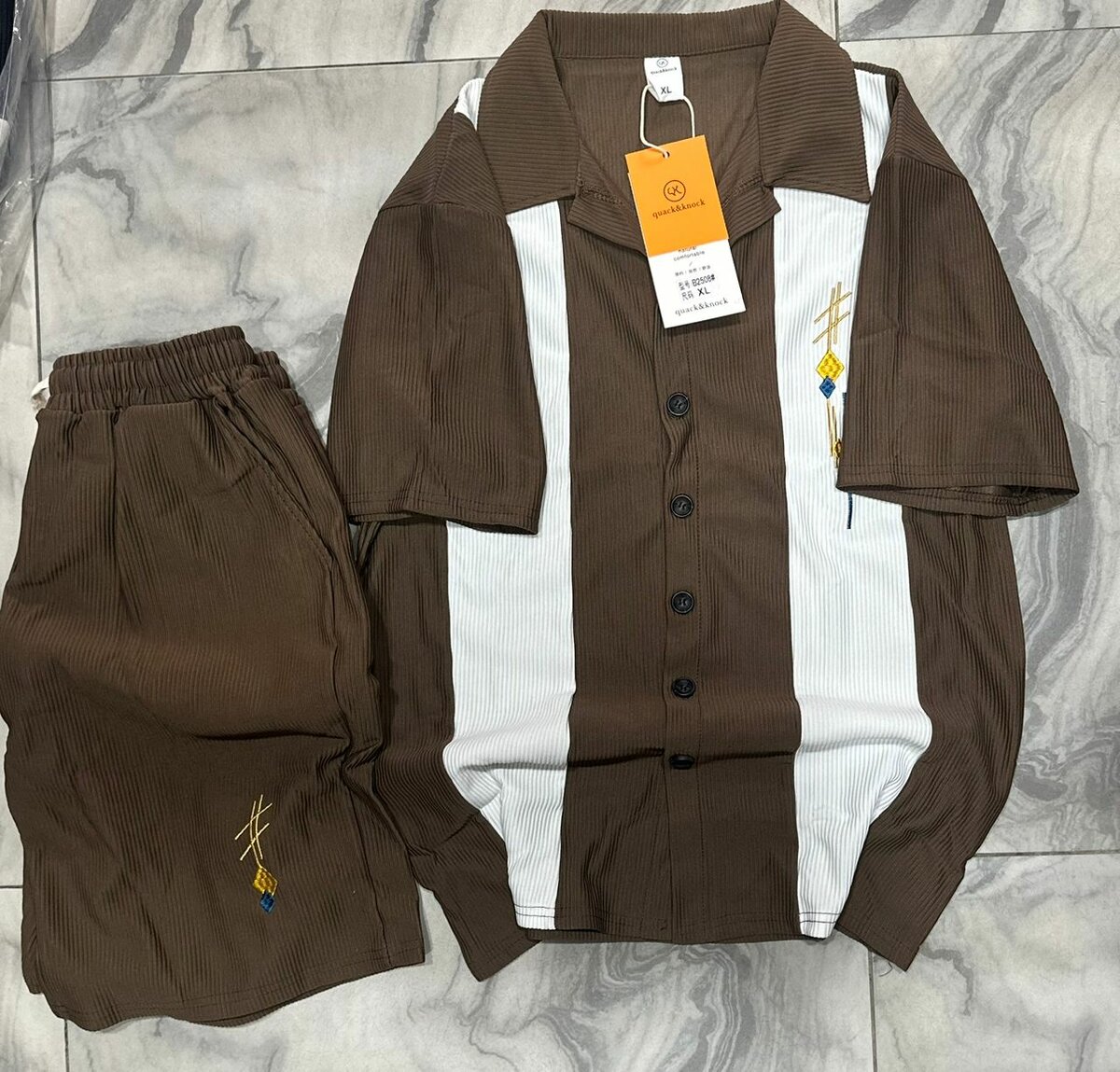 Tenues décontractées rayées unisexes