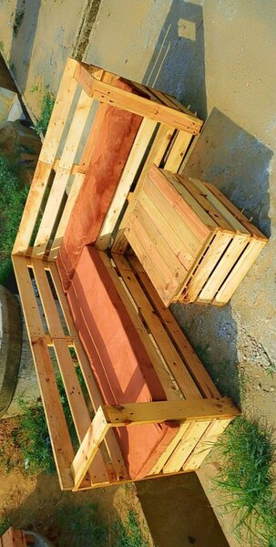 Canapé d'angle en bois robuste