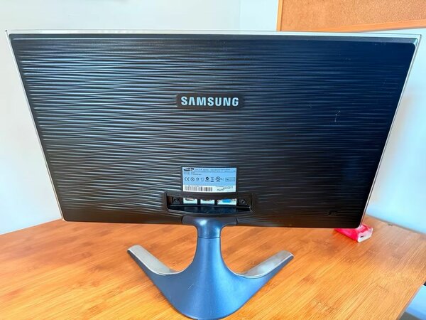 Monitor samsung 24" Full HD