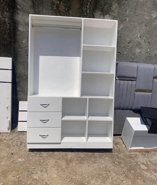 Meuble de Rangement Blanc avec Étagères et Tiroirs