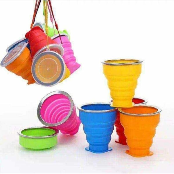 Tasses pliables en silicone