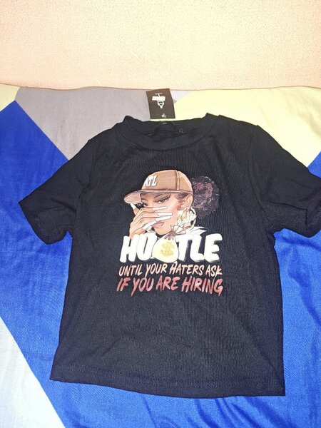 T-shirt "Hustle" unisexe