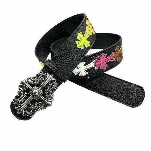 Ceinture en cuir design croix