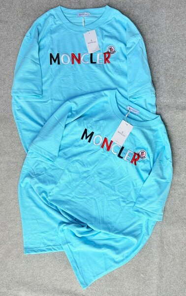 T-shirts Moncler pour enfants